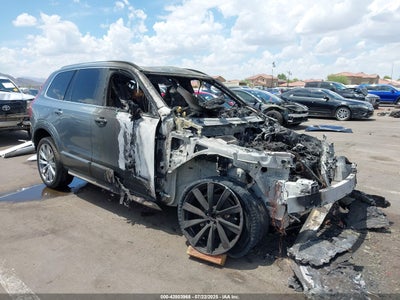 VOLVO XC90 2016