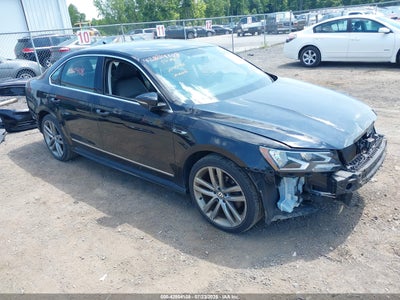 VOLKSWAGEN PASSAT 2017