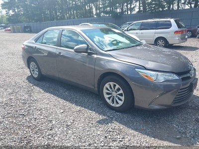 TOYOTA CAMRY 2016
