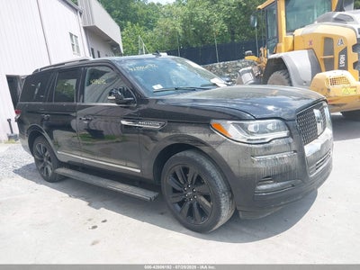 LINCOLN NAVIGATOR 2023