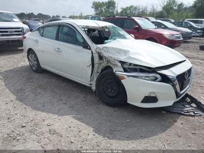 NISSAN ALTIMA 2020