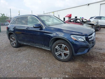 MERCEDES-BENZ GLC 300 2019