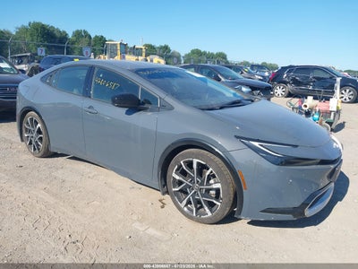 TOYOTA PRIUS PRIME 2024