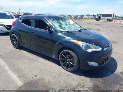 HYUNDAI VELOSTER 2015