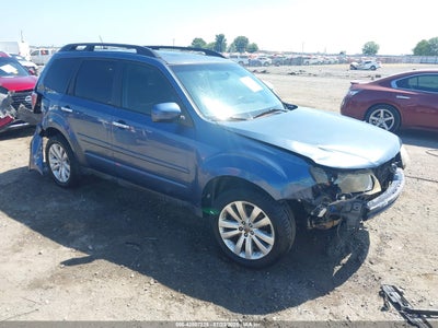 SUBARU FORESTER 2011