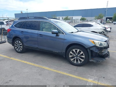 SUBARU OUTBACK 2015
