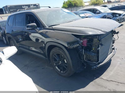 TOYOTA GRAND HIGHLANDER 2024