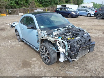 VOLKSWAGEN BEETLE 2016