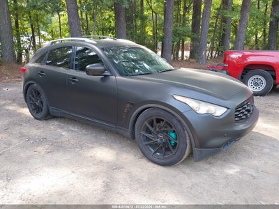 INFINITI FX35 2010