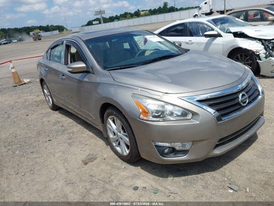 NISSAN ALTIMA 2015