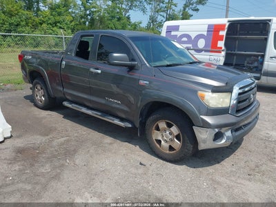 TOYOTA TUNDRA 2011