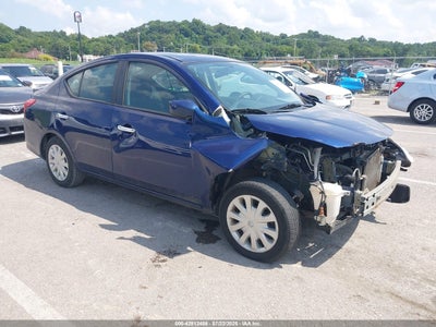 NISSAN VERSA 2019