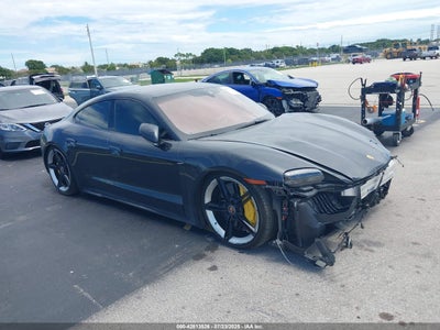 PORSCHE TAYCAN 2020