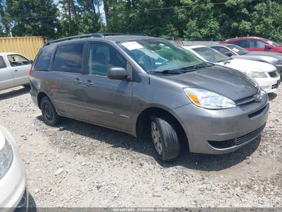TOYOTA SIENNA 2004