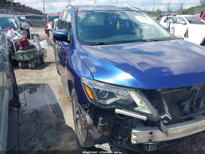 NISSAN PATHFINDER 2019