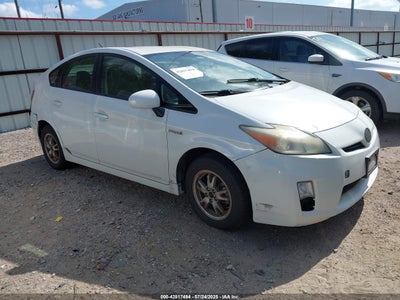 TOYOTA PRIUS 2011