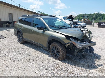 SUBARU OUTBACK 2025