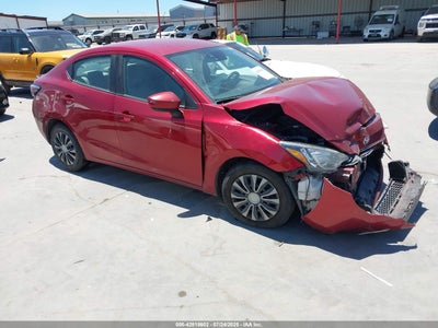 TOYOTA YARIS 2020
