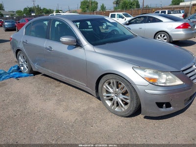 HYUNDAI GENESIS 2011
