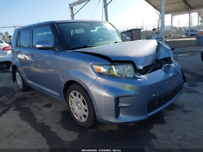 SCION XB 2012