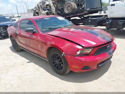 FORD MUSTANG 2010