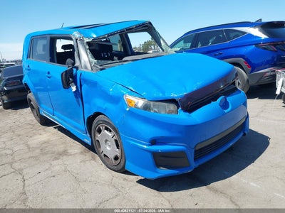 SCION XB 2011