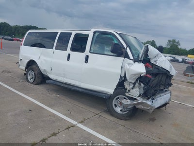 CHEVROLET EXPRESS 3500 2017