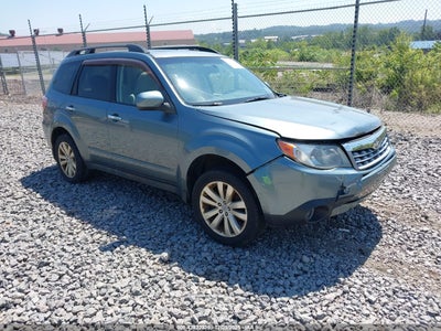 SUBARU FORESTER 2012