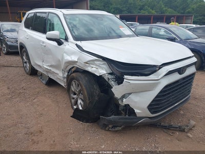 TOYOTA GRAND HIGHLANDER 2024