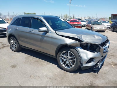 MERCEDES-BENZ GLC 300 2019