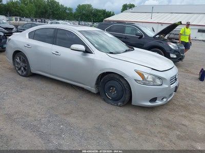 NISSAN MAXIMA 2013