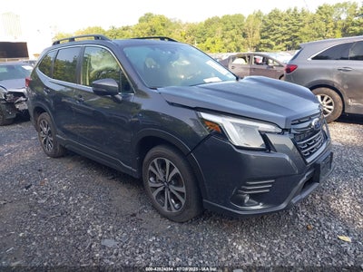 SUBARU FORESTER 2024