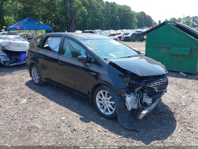 TOYOTA PRIUS V 2013