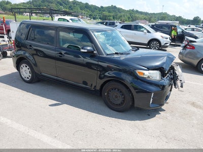 SCION XB 2013