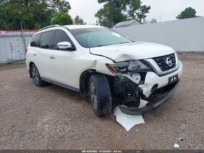 NISSAN PATHFINDER 2020