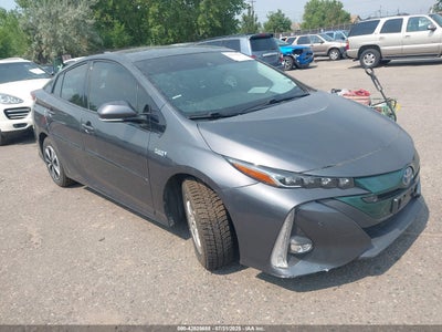 TOYOTA PRIUS PRIME 2017