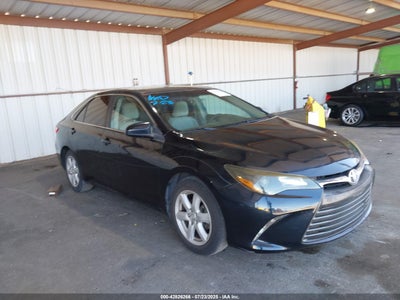 TOYOTA CAMRY 2015