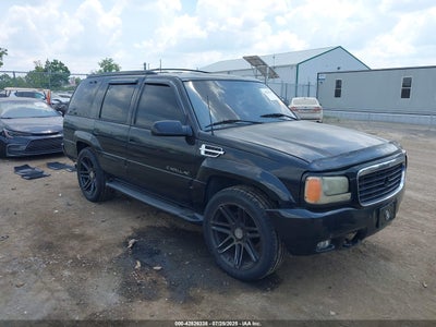 CADILLAC ESCALADE 2000