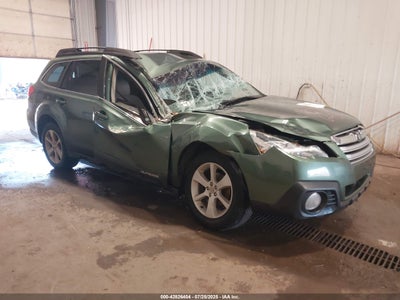 SUBARU OUTBACK 2013