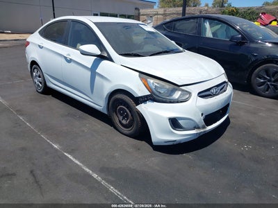 HYUNDAI ACCENT 2012