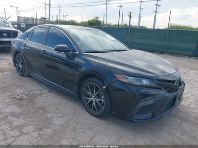TOYOTA CAMRY 2024