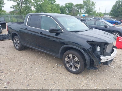 HONDA RIDGELINE 2017