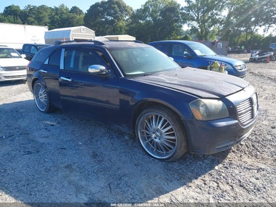 DODGE MAGNUM 2005