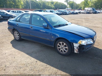 VOLVO S40 2000