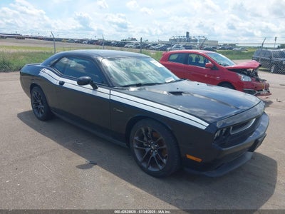 DODGE CHALLENGER 2013