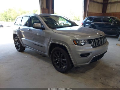 JEEP GRAND CHEROKEE 2017
