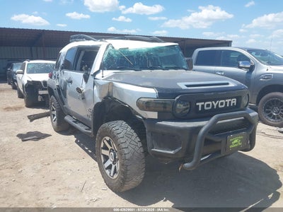 TOYOTA FJ CRUISER 2008