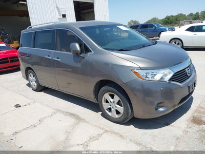 NISSAN QUEST 2017