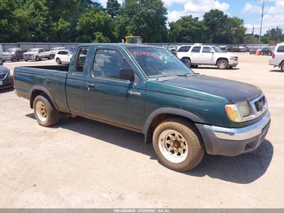 NISSAN FRONTIER 2000