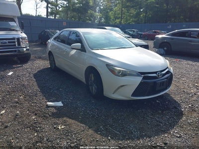 TOYOTA CAMRY 2017